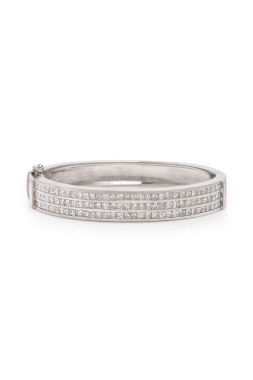 18k White Gold Diamond Bangle Bracelet