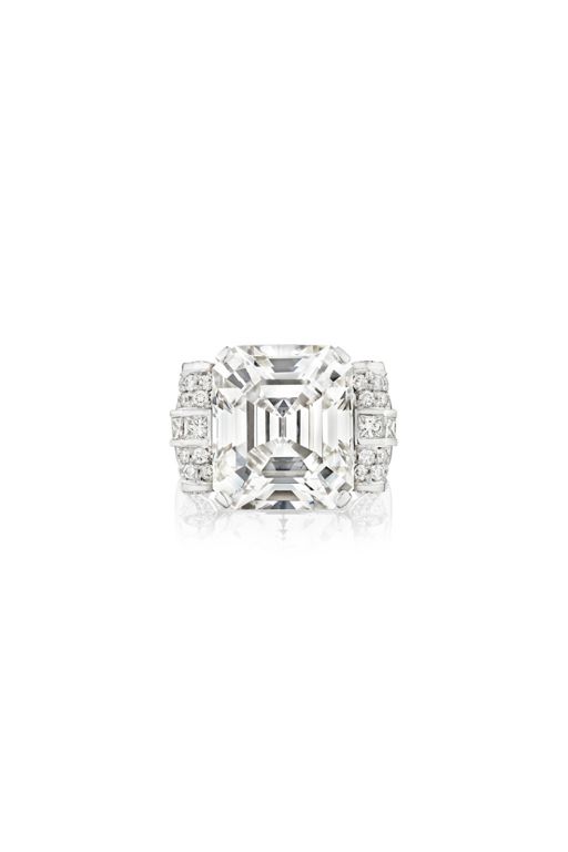 18k White Gold Diamond Ring