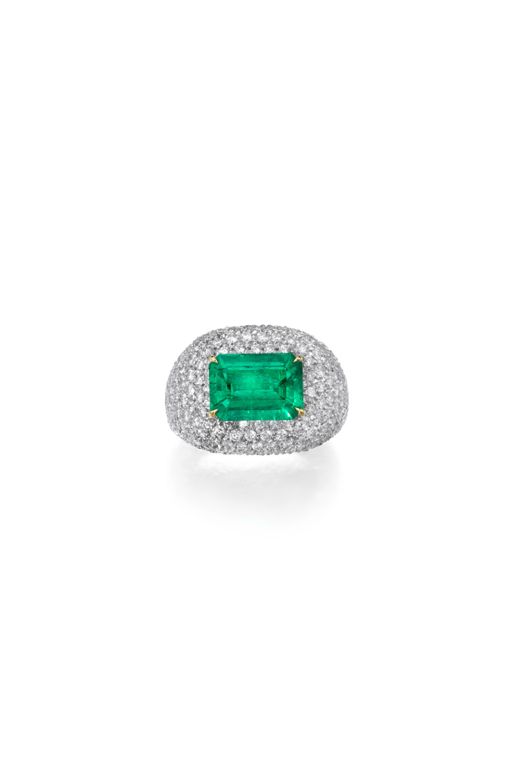 18k Gold Emerald and Diamond Ring