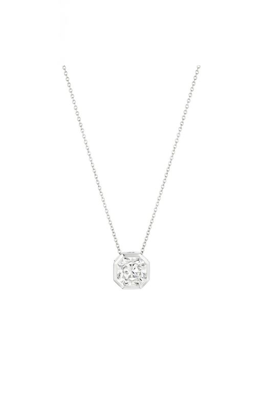 Platinum Diamond Pendant Necklace