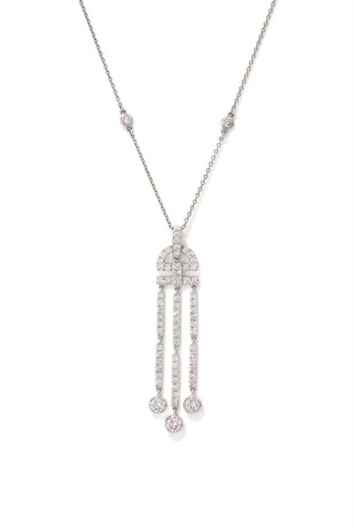 18k Gold Diamond Pendant Necklace