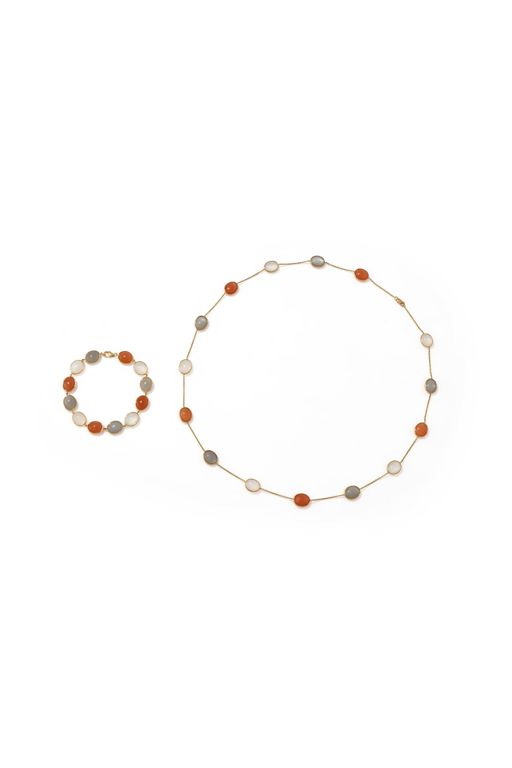 18k Gold Moonstone Necklace and Bracelet