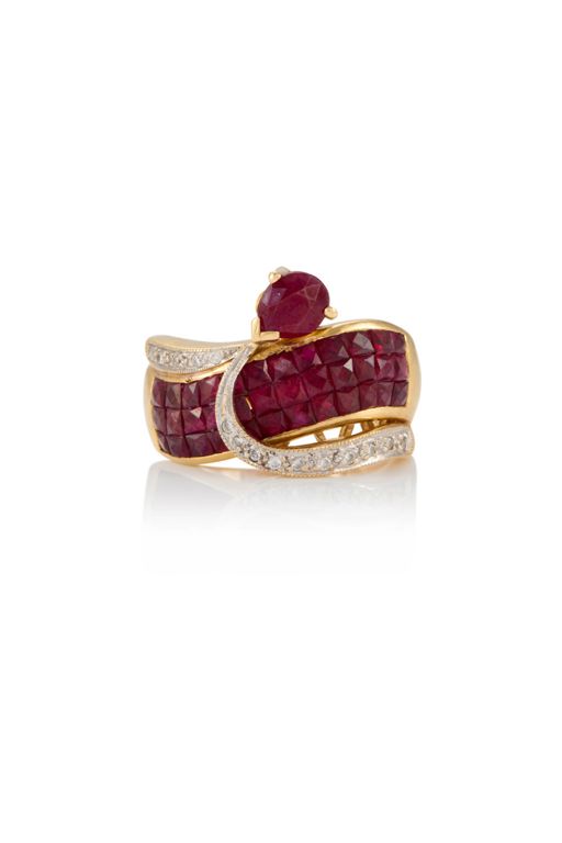 18k Gold Ruby and Diamond Ring