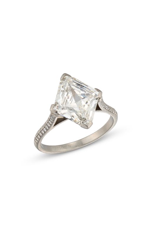 Platinum Diamond Ring