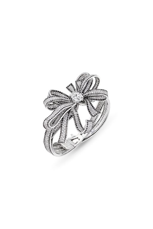 18k White Gold Diamond Camellia Bracelet