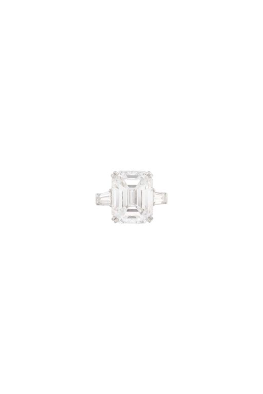 Platinum Diamond Ring