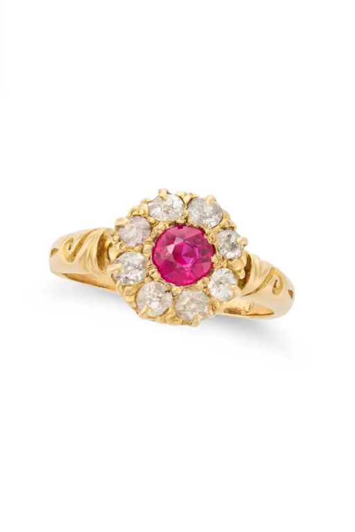 Antique Yellow Gold Cluster Ruby Ring