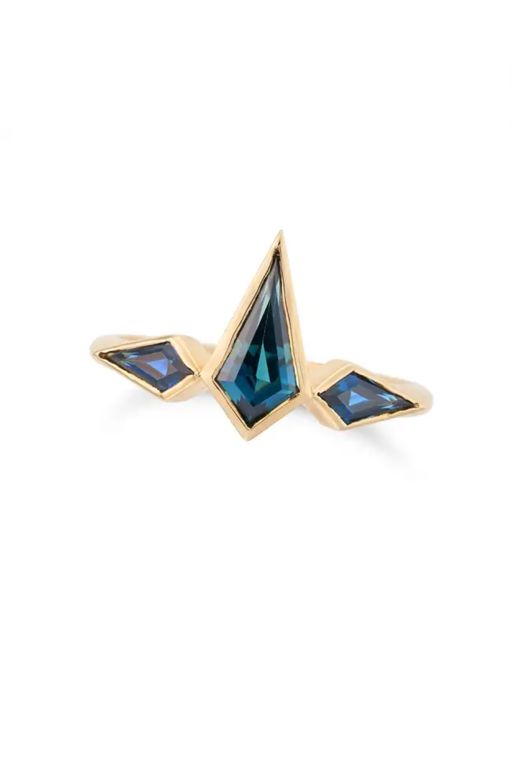 18k Gold Sapphire Ring
