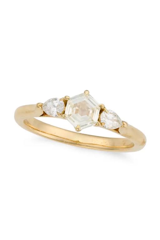 18k Gold Diamond Ring