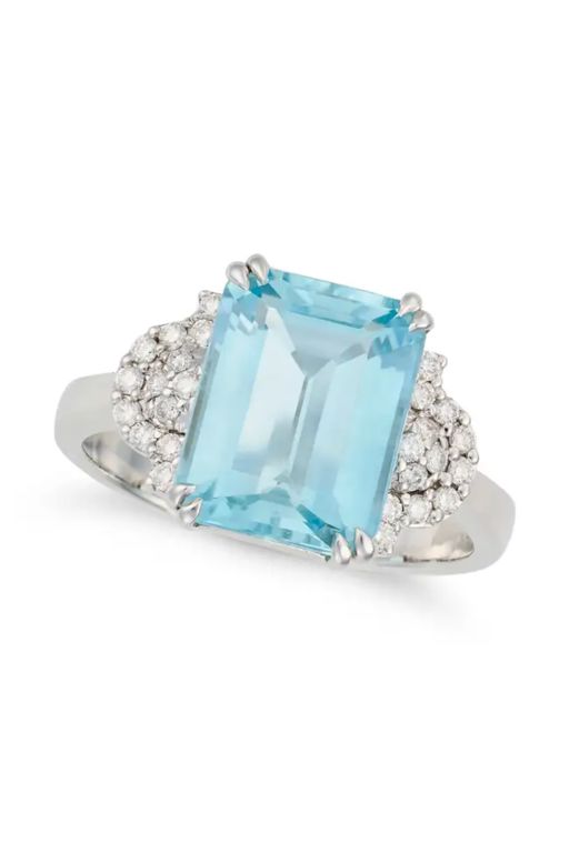 18k Gold Aquamarine and Diamond Ring