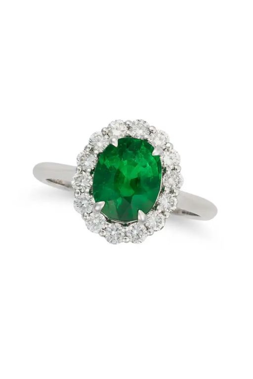 18k Gold Tsavorite Garnet and Diamond Ring