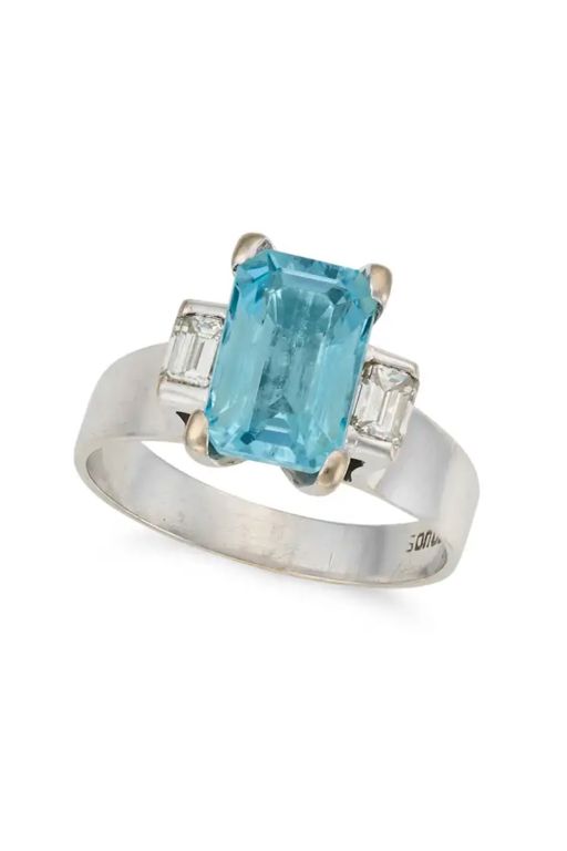 18k Gold Aquamarine and Diamond Ring