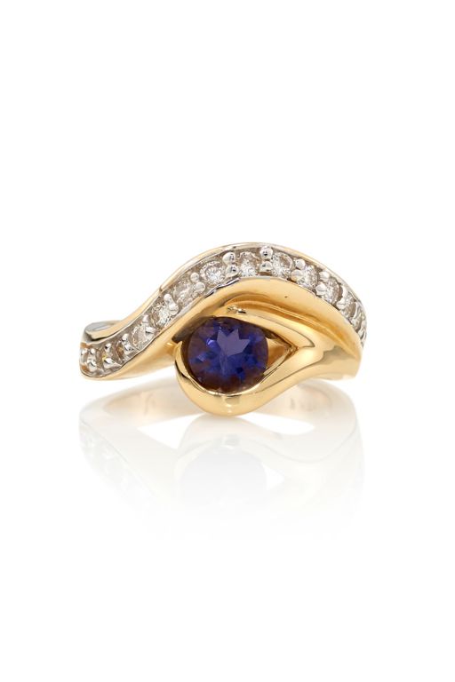 14k Gold Tanzanite and Diamond Ring