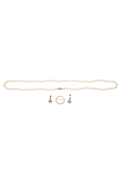 14k Gold Pearl and Diamond Jewelry Set
