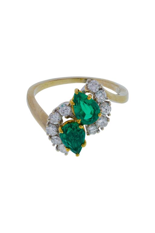 18k Gold Emerald and Diamond Ring
