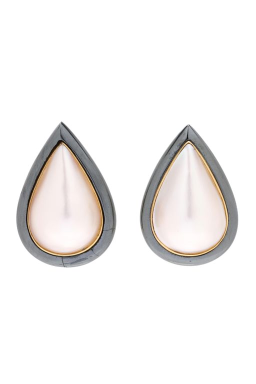 18k Gold Pearl and Hematite Earrings
