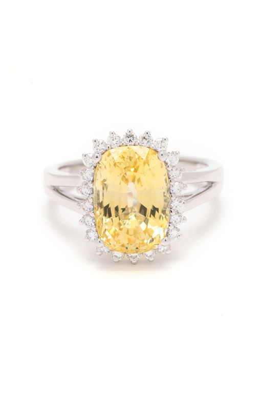 18k Gold Sapphire and Diamond Ring