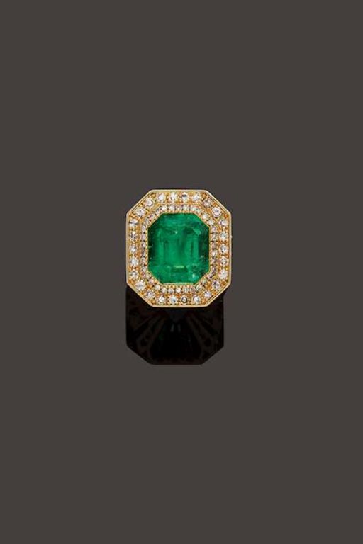 18k Gold Emerald and Diamond Ring