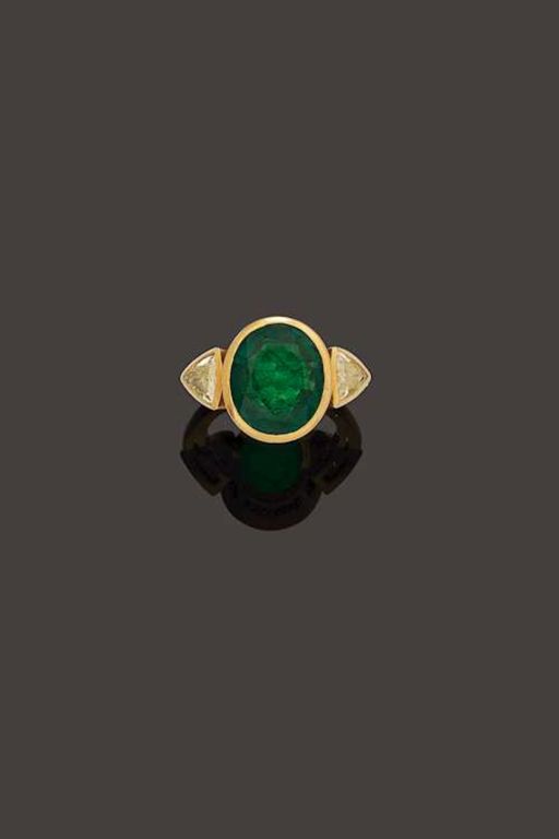 18k Gold Emerald and Diamond Ring