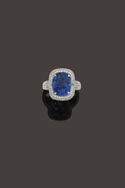 18k Gold Sapphire and Diamond Ring