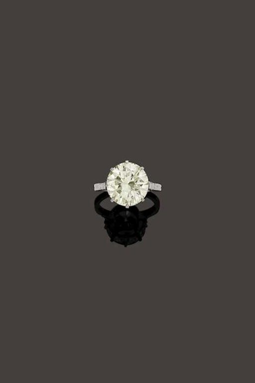 Platinum and 18k Gold Diamond Ring
