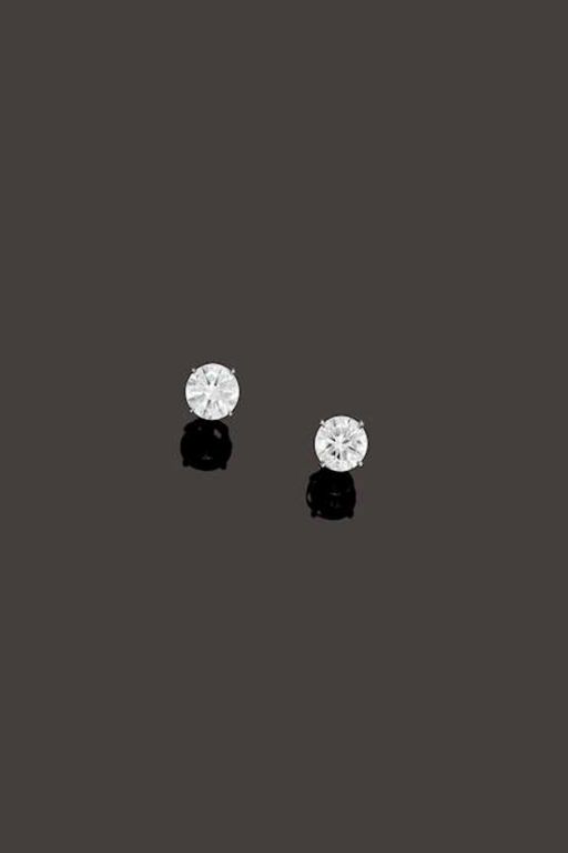 Pair of 18k Gold Diamond Earrings