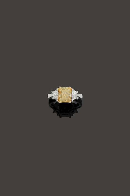 18k Gold Diamond Ring