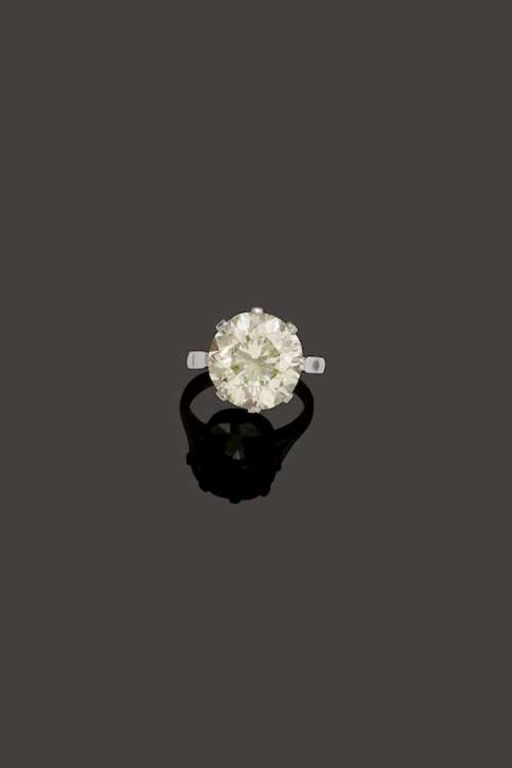 Platinum Diamond Ring