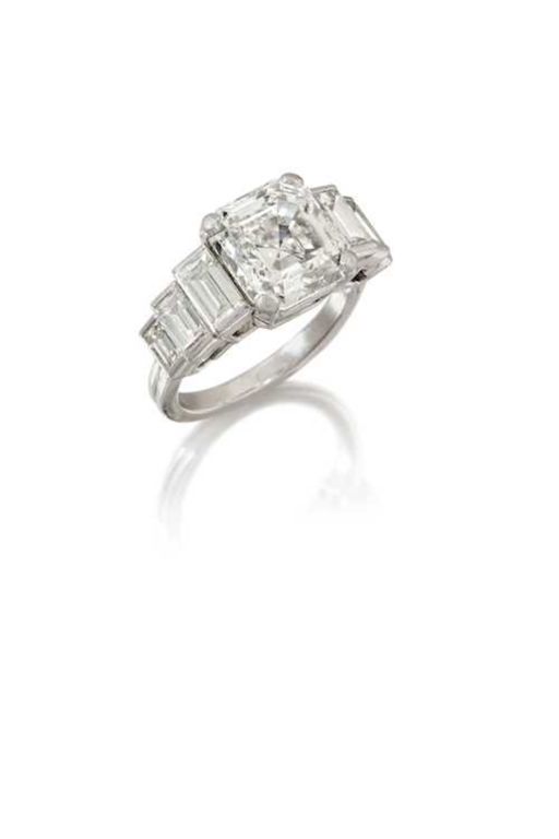 Platinum Diamond Ring