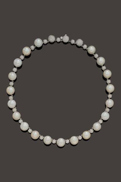18k Gold Pearl and Diamond Necklace