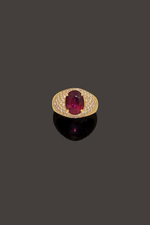 18k Gold Ruby and Diamond Ring