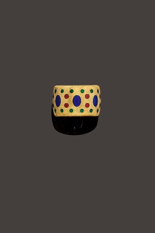 18k Gold Enamel Ring