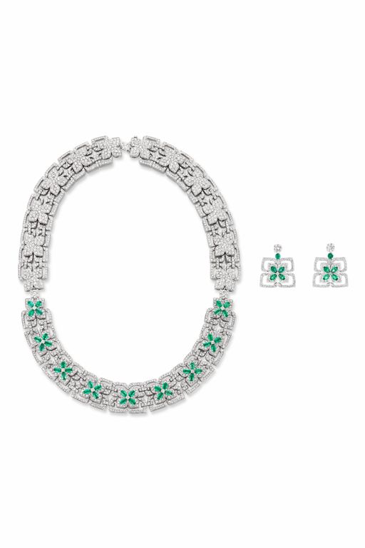 18k White Gold Emerald and Diamond Jewelry Set