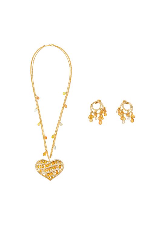 18k Yellow Gold Diamond and Sapphire Jewelry Set