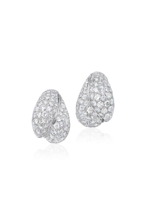 Pair of 18k Gold Diamond Earrings