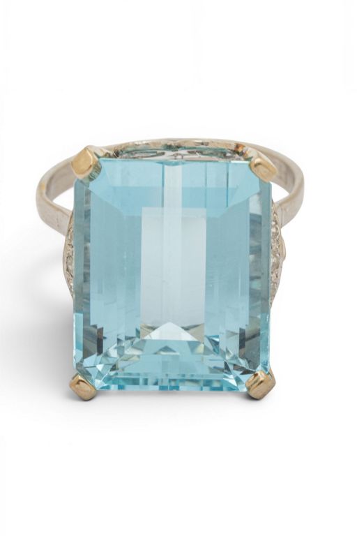 Platinum Aquamarine and Diamond Ring