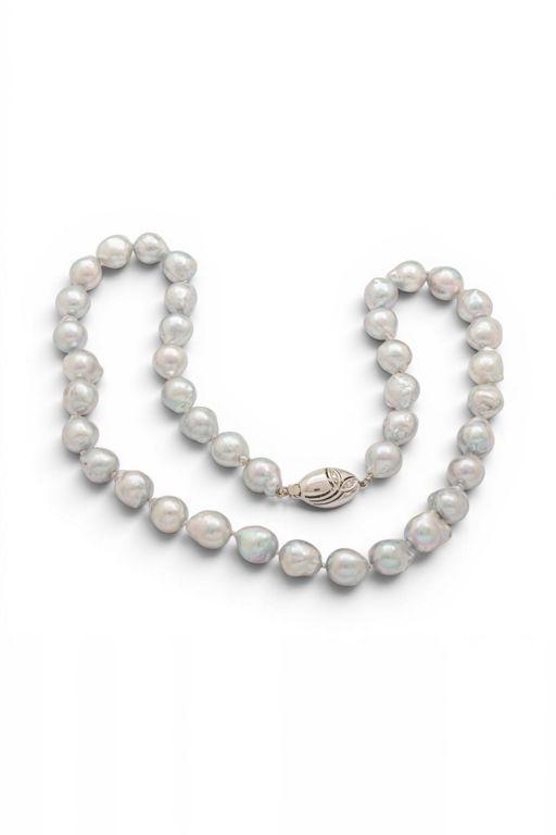 18k Gold Pearl and Diamond Necklace