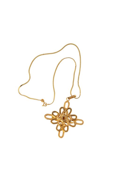 14k Yellow Gold Cross Pendant Necklace