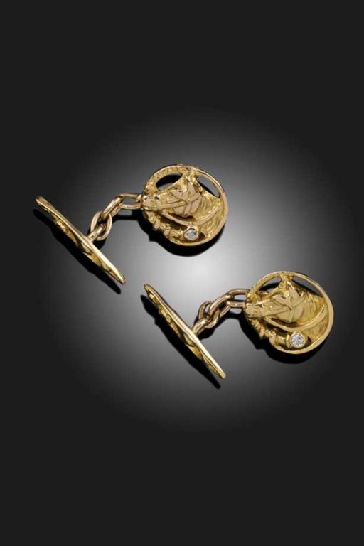 Pair of 18k Gold Diamond Cufflinks