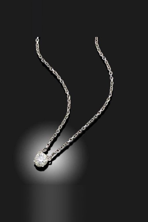 18k Gold Diamond Pendant Necklace