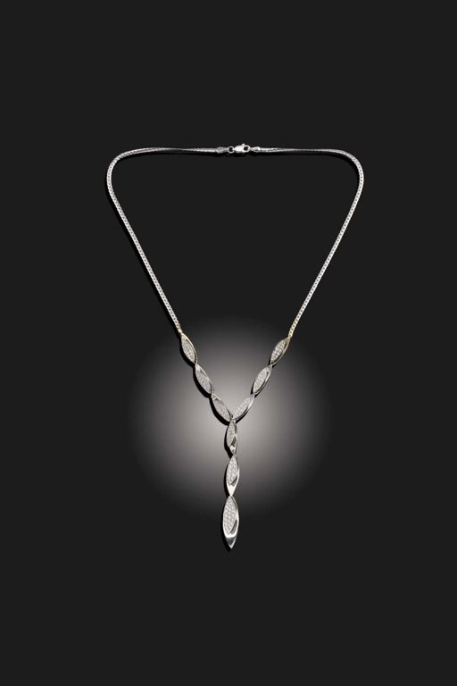 18k Gold Diamond Necklace