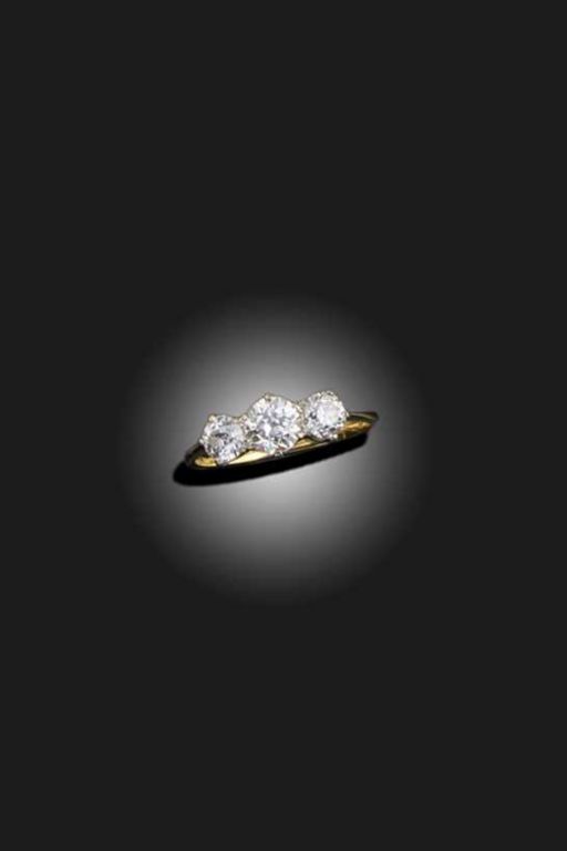 18k Gold Diamond Ring