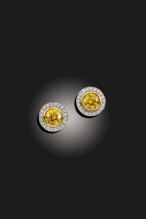Pair of 18k Gold Diamond Earrings