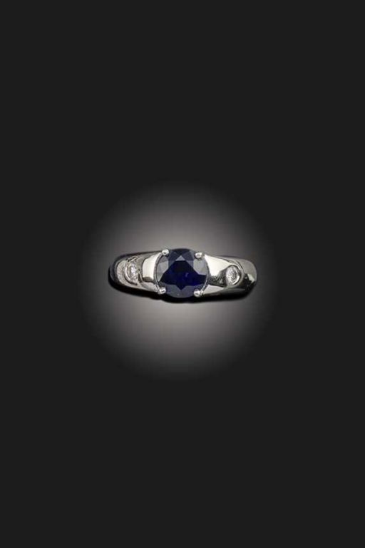 18k Gold Sapphire and Diamond Ring