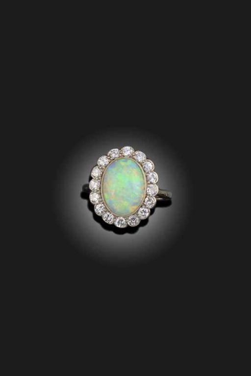 18k Gold Opal and Diamond Ring