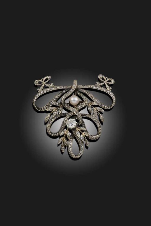 Diamond and Pearl Brooch
