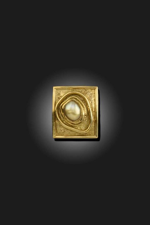 Gold Pearl Ring