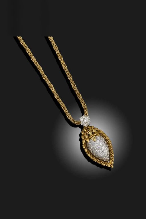 Gold Diamond Pendant Necklace