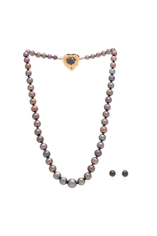 Single Strand Pearl Necklace with Pearl Earrings