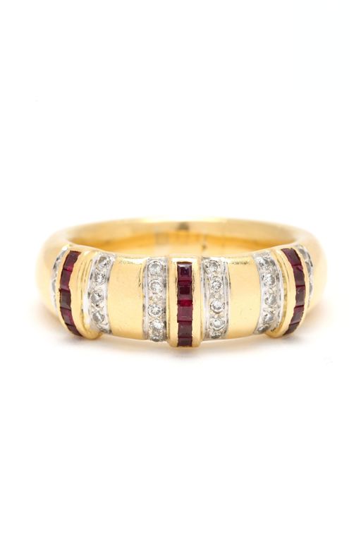 18k Gold Ruby and Diamond Ring